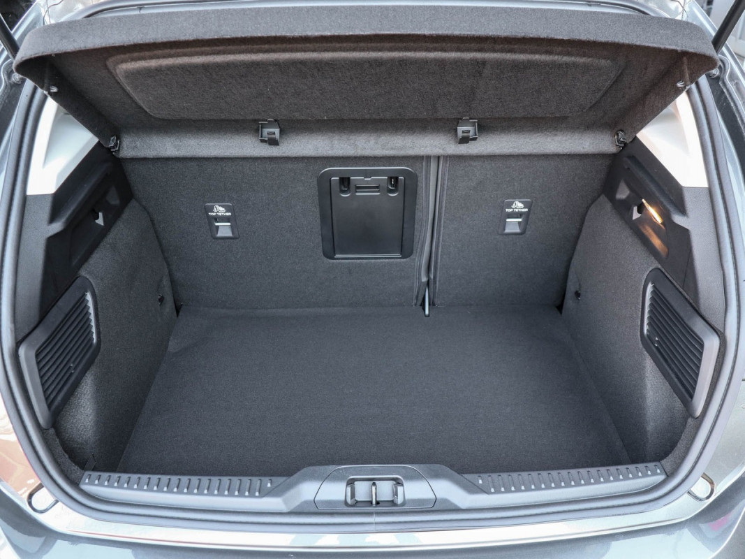 Ford Focus Lim. - Limousine - Grau - Neuwagen - Bild 8