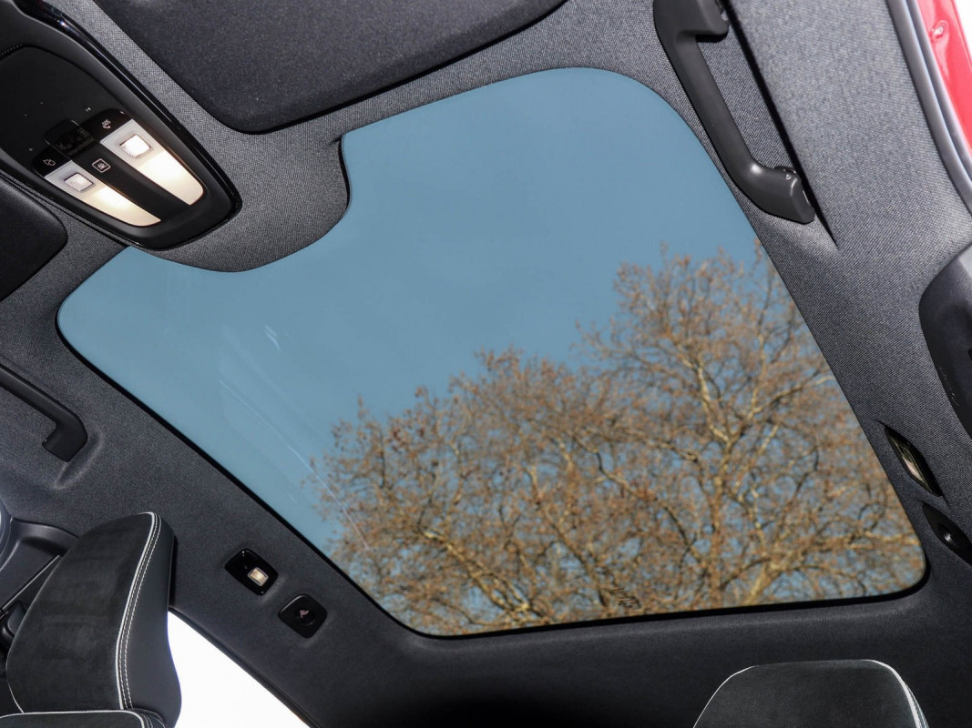 Volvo C40 Twin Pure Electric AWD - SUV/Off-road - Rot - Gebrauchtwagen - Bild 12