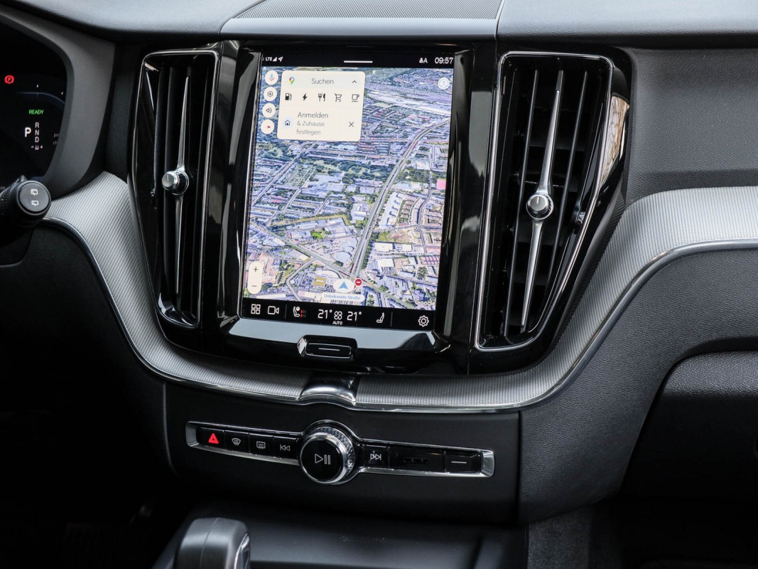 Volvo XC60 T6 Recharge AWD - SUV/Off-road - Grau - Gebrauchtwagen - Bild 9