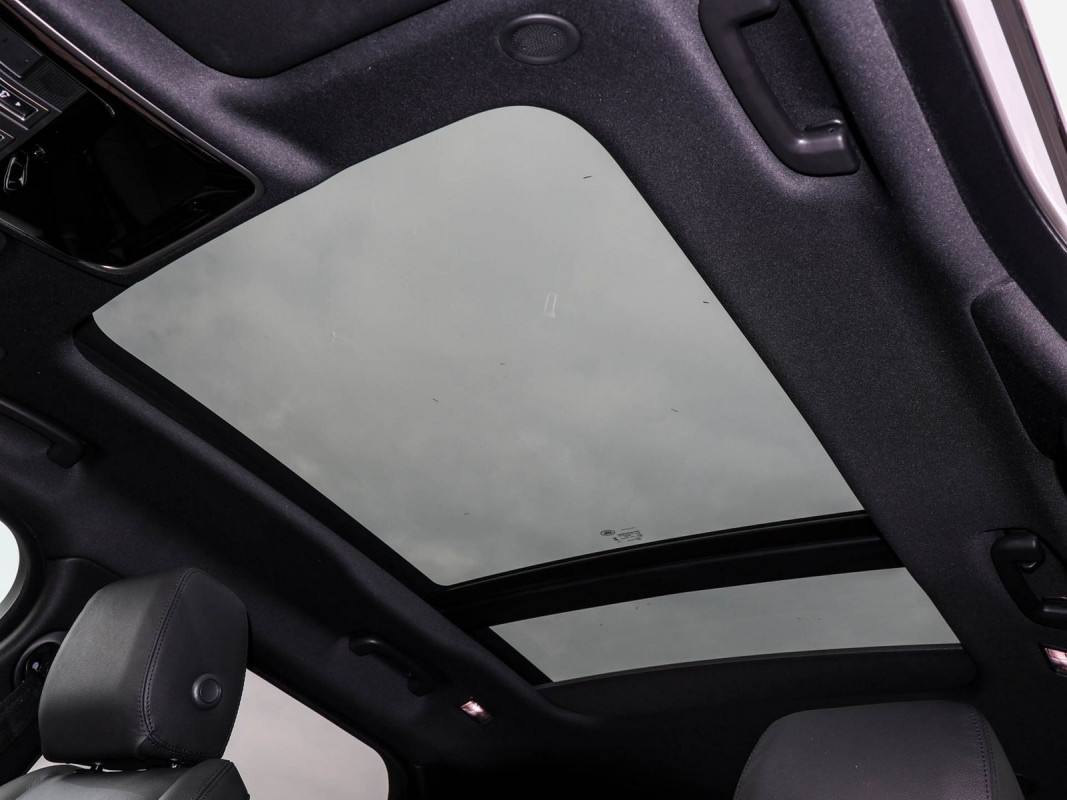 Land Rover Range Rover Velar - SUV/Off-road - Weiss - Gebrauchtwagen - Bild 10