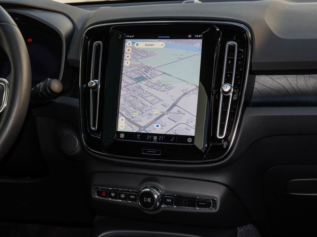 Volvo C40 Plus Recharge Pure Electric 2WD - SUV/Off-road - Schwarz - Gebrauchtwagen - Bild 9