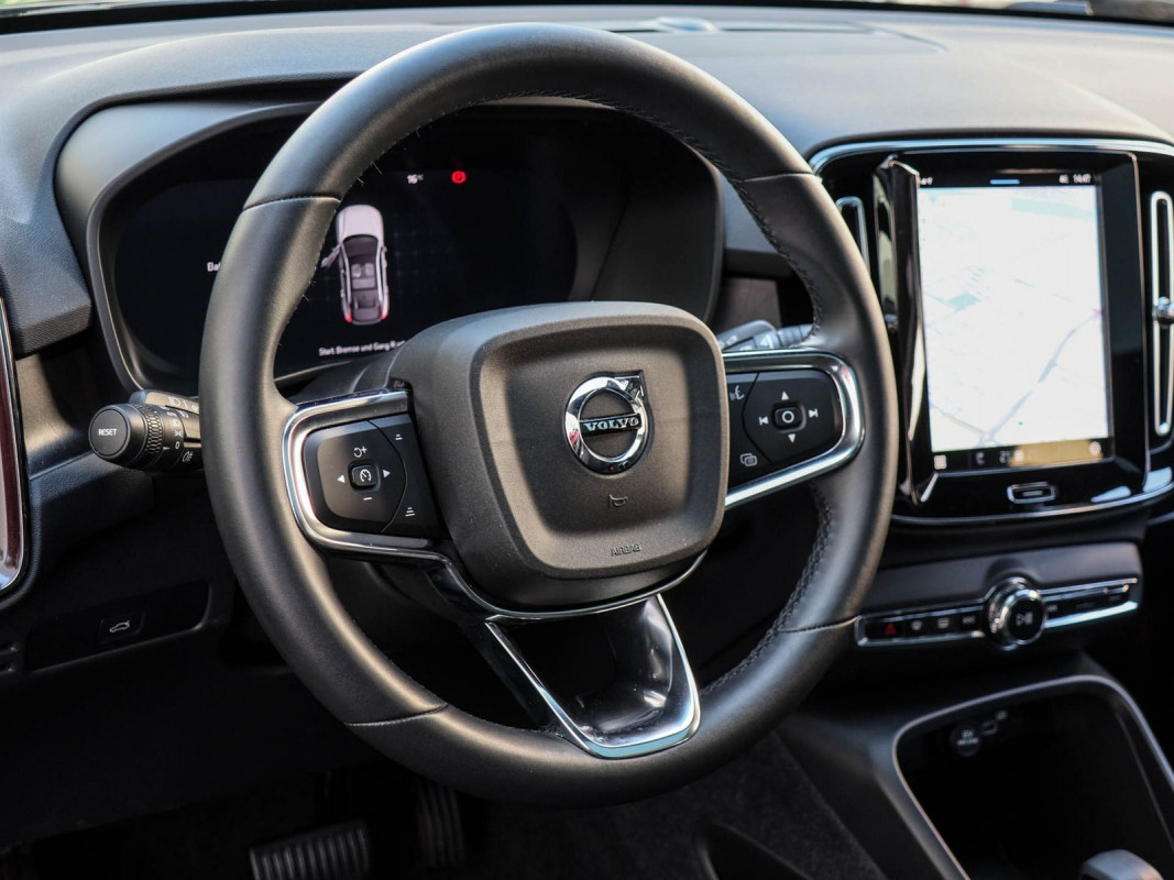 Volvo C40 Plus Recharge Pure Electric 2WD - SUV/Off-road - Schwarz - Gebrauchtwagen - Bild 10