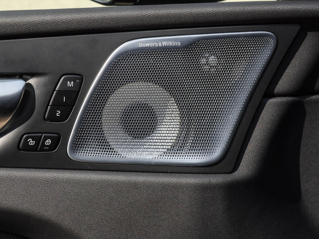 Volvo XC60 B5 Aut. - SUV/Off-road - Schwarz - Gebrauchtwagen - Bild 15