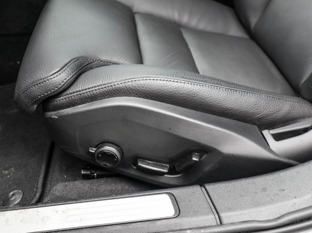 Volvo V60 T6 AWD - Kombi - Grau - Gebrauchtwagen - Bild 14