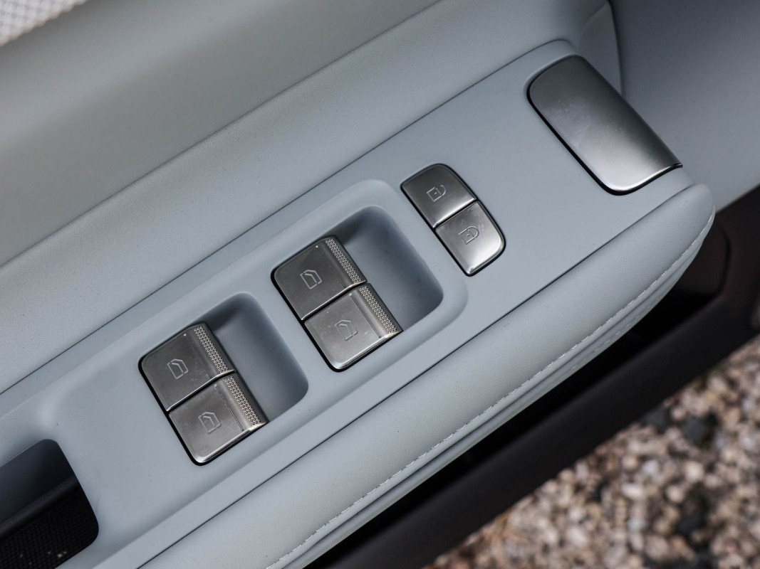 Polestar 4 Prime - Limousine - Weiss - Gebrauchtwagen - Bild 15