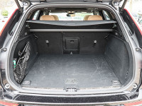 Volvo XC60 B5 Aut. - SUV/Off-road - Schwarz - Gebrauchtwagen - Bild 11