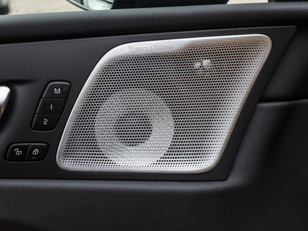 Volvo XC60 B5 Aut. - SUV/Off-road - Schwarz - Gebrauchtwagen - Bild 15