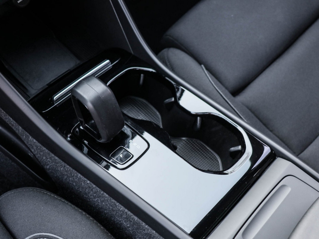 Volvo XC40 Single Motor - SUV/Off-road - Schwarz - Gebrauchtwagen - Bild 11