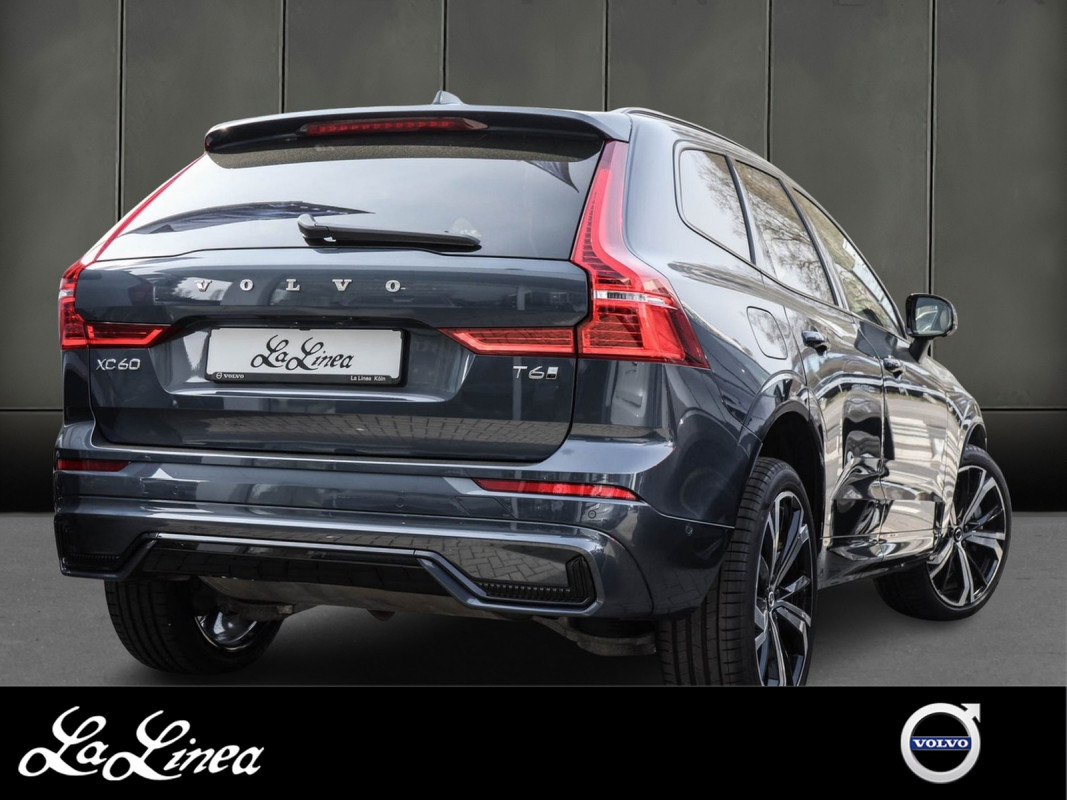 Volvo XC60 T6 AWD Recharge - SUV/Off-road - Blau - Gebrauchtwagen - Bild 2