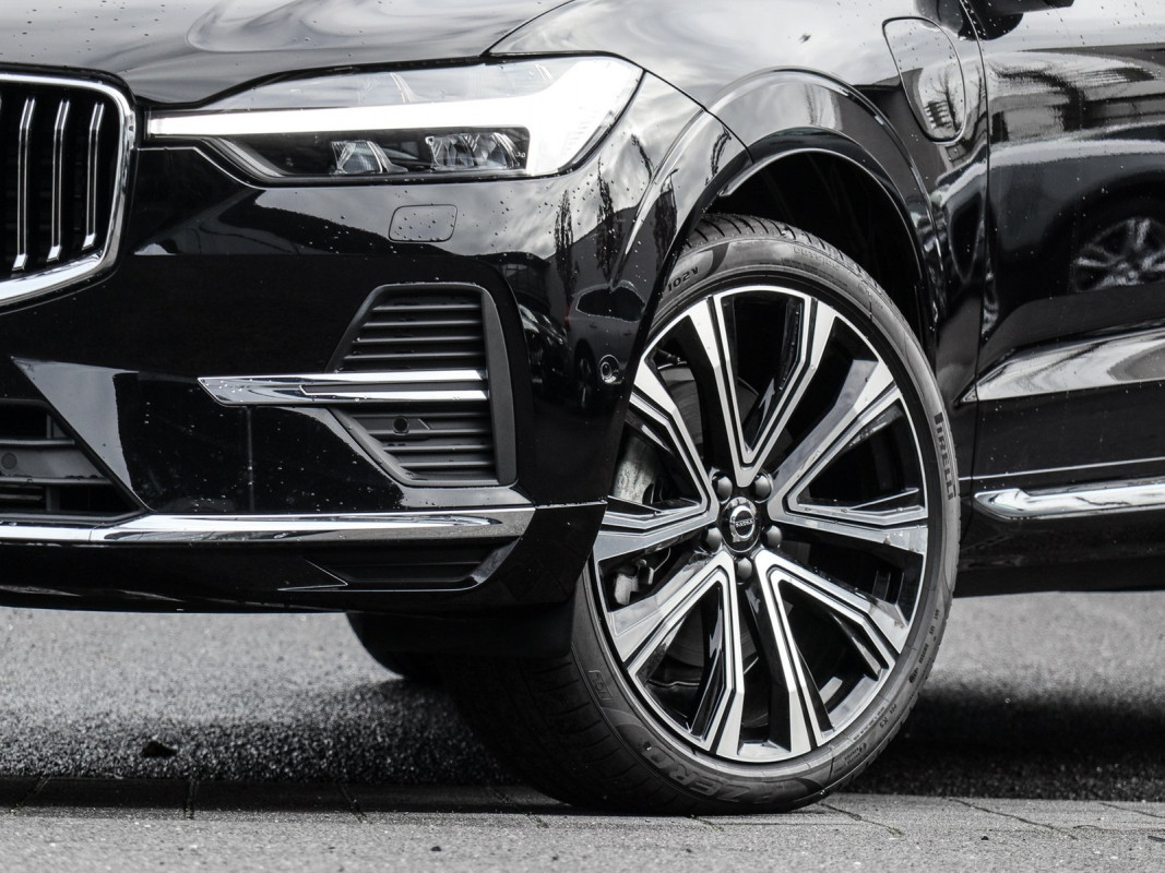 Volvo XC60 T8 - SUV/Off-road - Schwarz - Gebrauchtwagen - Bild 6