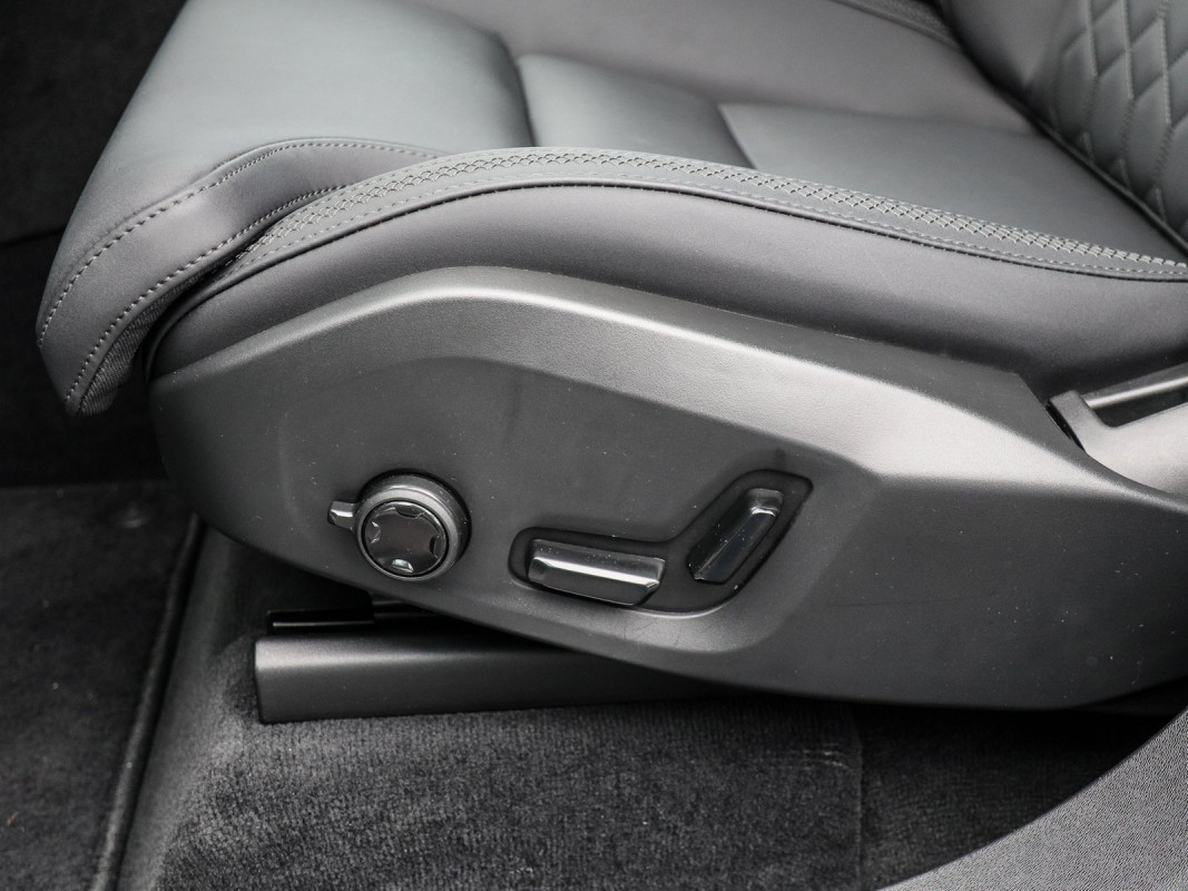 Volvo XC90 T8 AWD - SUV/Off-road - Weiss - Gebrauchtwagen - Bild 14