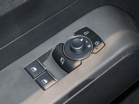 Ford Tourneo Courier - Van/Minibus - Schwarz - Neuwagen - Bild 13