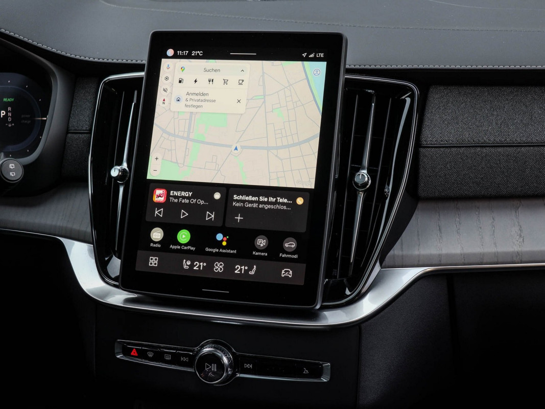 Volvo XC90 T8 AWD - SUV/Off-road - Schwarz - Gebrauchtwagen - Bild 9