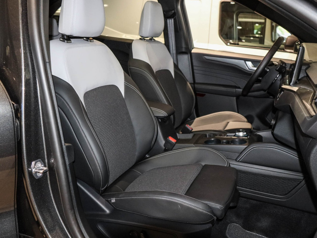 Ford Kuga - SUV/Off-road - Grau - Neuwagen - Bild 6