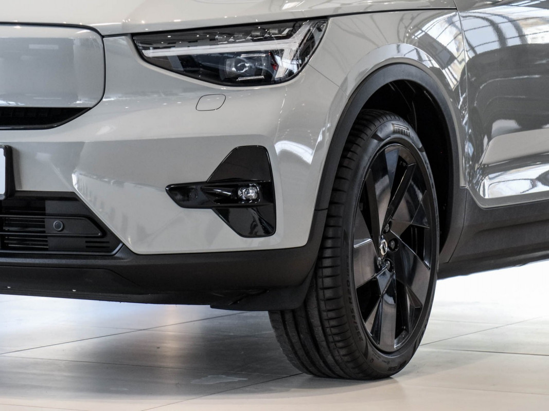 Volvo EX40 Single Ext. Range - SUV/Off-road - Grau - Gebrauchtwagen - Bild 6