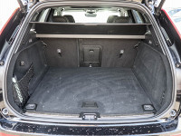 Volvo XC60 B5 AWD - SUV/Off-road - Schwarz - Gebrauchtwagen - Bild 11