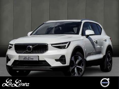 Volvo XC40 B3 - SUV/Off-road - Weiss - Gebrauchtwagen - Bild 1