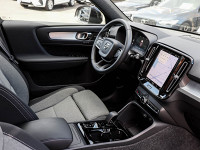 Volvo XC40 B4 - SUV/Off-road - Schwarz - Gebrauchtwagen - Bild 3