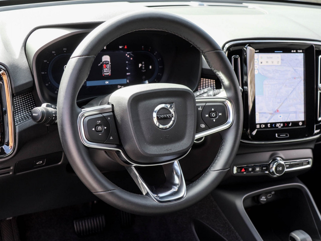 Volvo XC40 B3 - SUV/Off-road - Weiss - Gebrauchtwagen - Bild 10