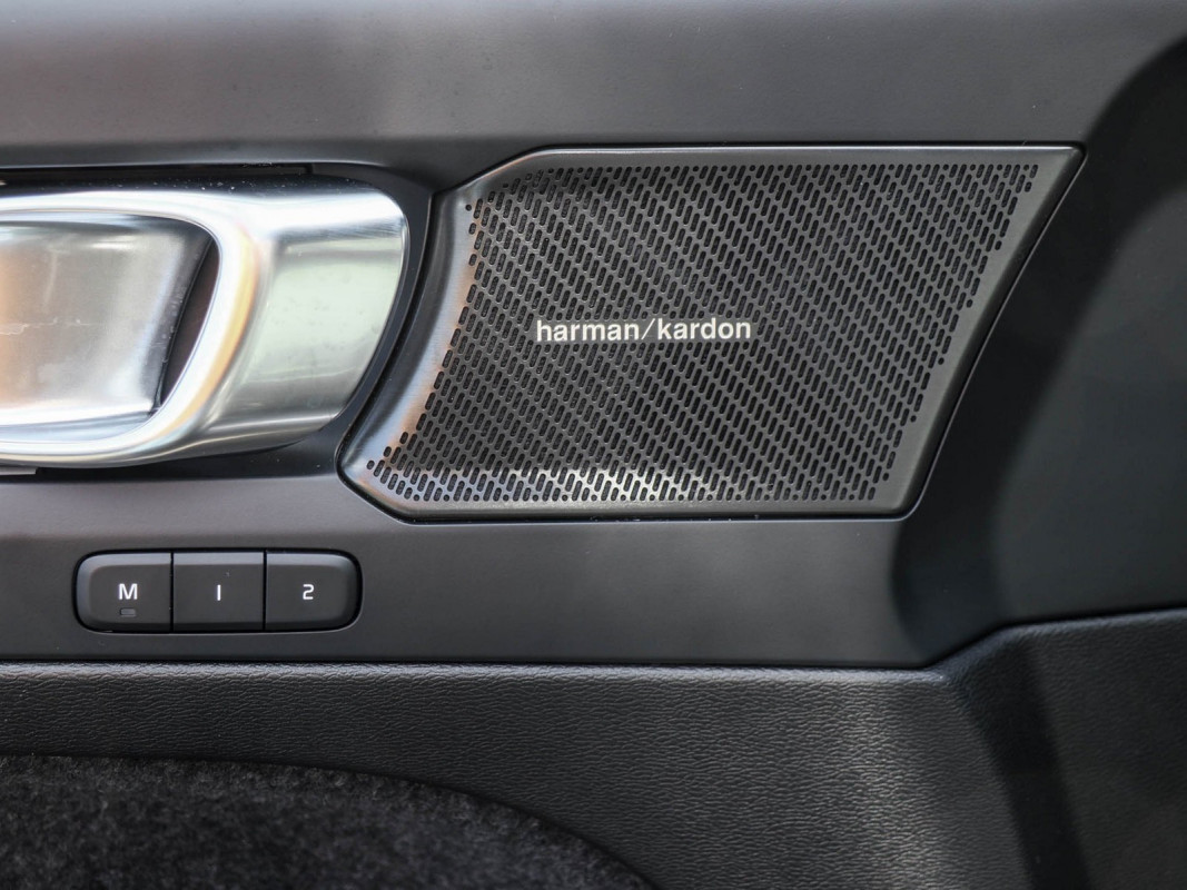 Volvo XC40 B4 - SUV/Off-road - Schwarz - Gebrauchtwagen - Bild 15