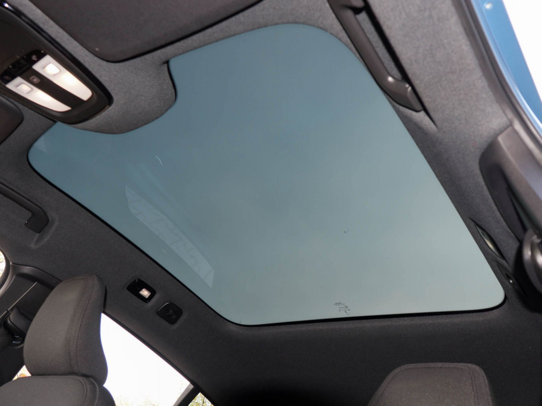 Volvo C40 Ultimate Recharge Pure Electric 2WD - SUV/Off-road - Blau - Gebrauchtwagen - Bild 13