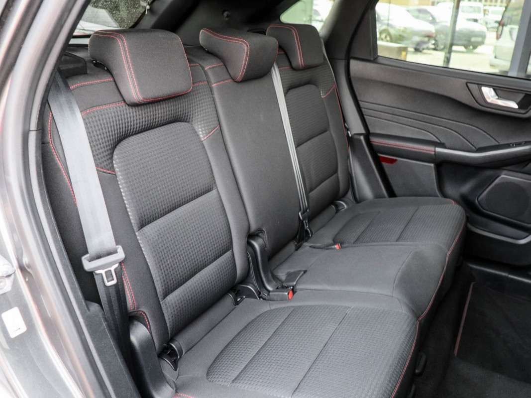 Ford Kuga - SUV/Off-road - Grau - Gebrauchtwagen - Bild 5