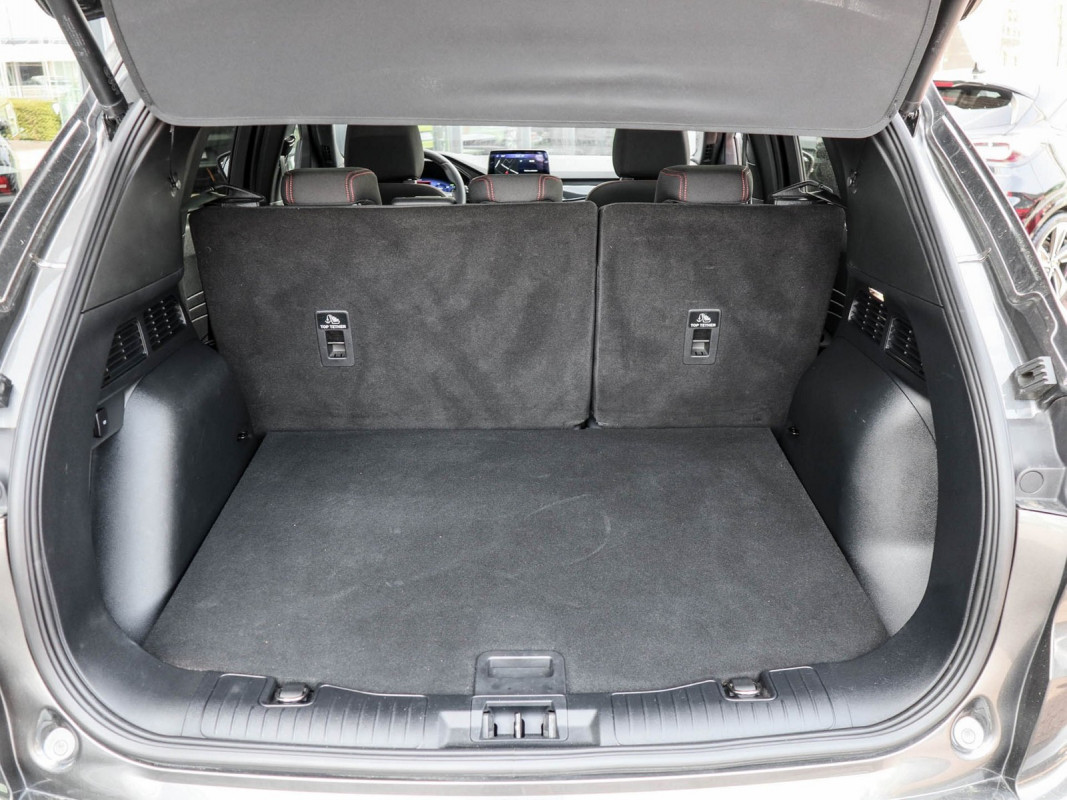 Ford Kuga - SUV/Off-road - Grau - Gebrauchtwagen - Bild 11