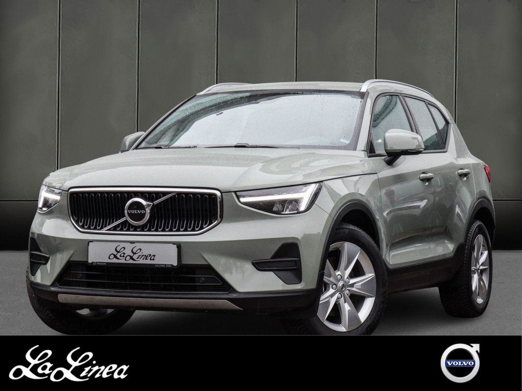 Volvo XC40 B3 (B) - SUV/Off-road - Grün - Gebrauchtwagen - Bild 1