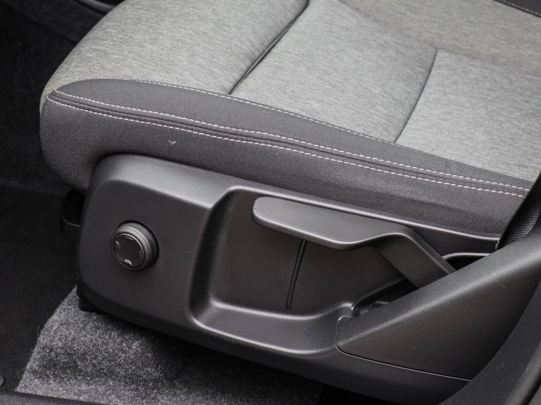 Volvo XC40 B3 (B) - SUV/Off-road - Grün - Gebrauchtwagen - Bild 14