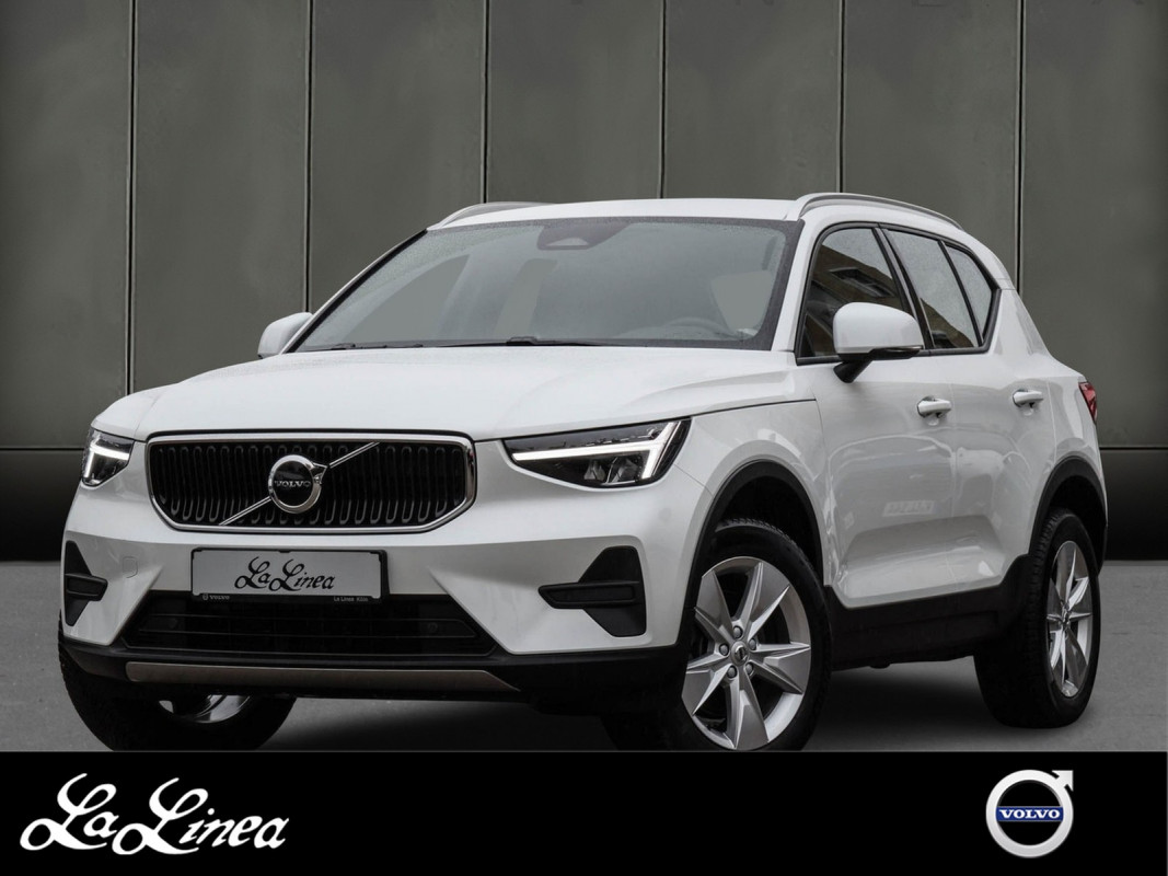 Volvo XC40 B3 (B) - SUV/Off-road - Weiss - Gebrauchtwagen - Bild 1