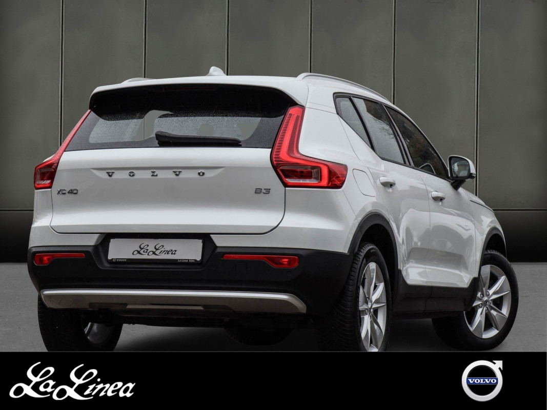 Volvo XC40 B3 (B) - SUV/Off-road - Weiss - Gebrauchtwagen - Bild 2