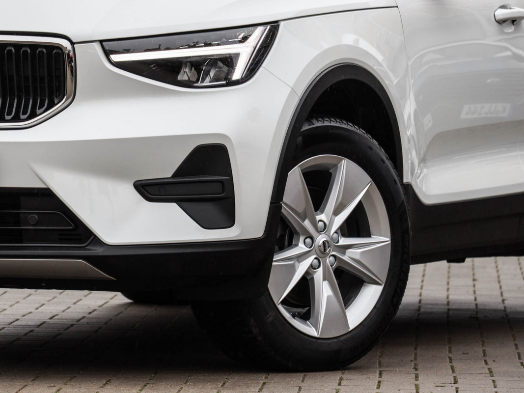 Volvo XC40 B3 (B) - SUV/Off-road - Weiss - Gebrauchtwagen - Bild 6