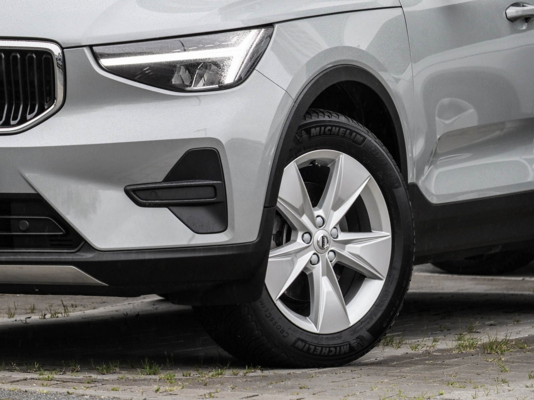Volvo XC40 B3 (B) - SUV/Off-road - Grau - Gebrauchtwagen - Bild 6