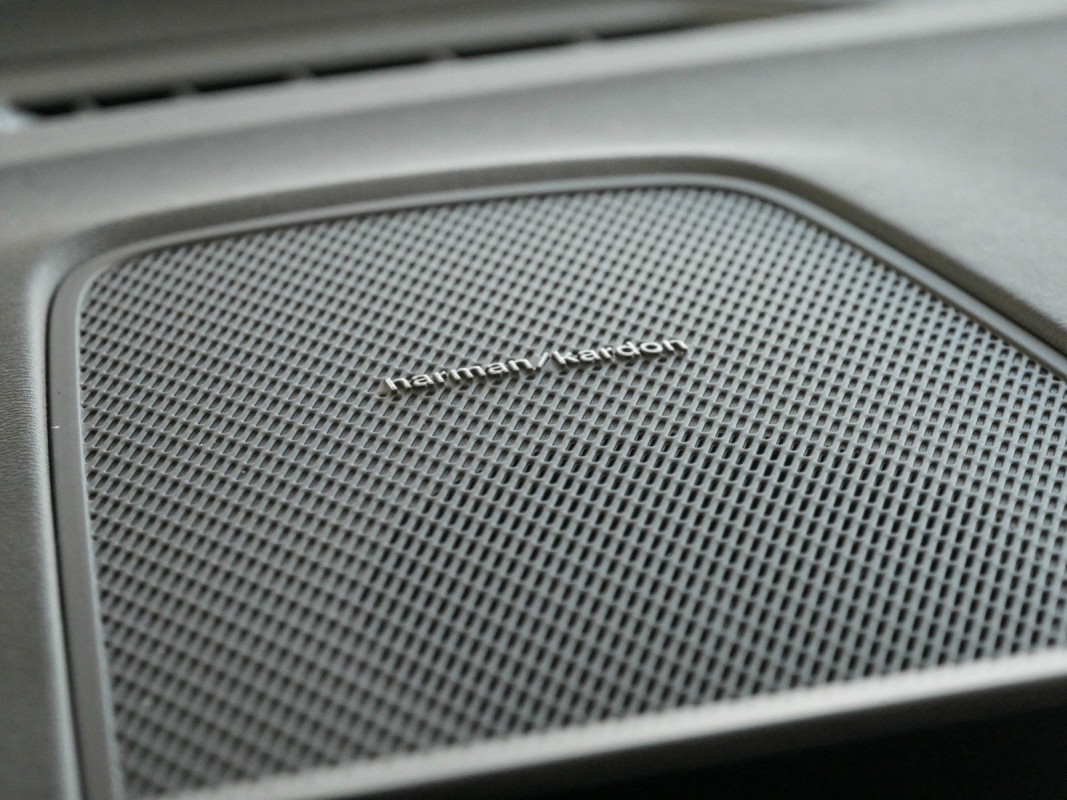 Volvo XC60 - SUV/Off-road - Weiss - Gebrauchtwagen - Bild 11