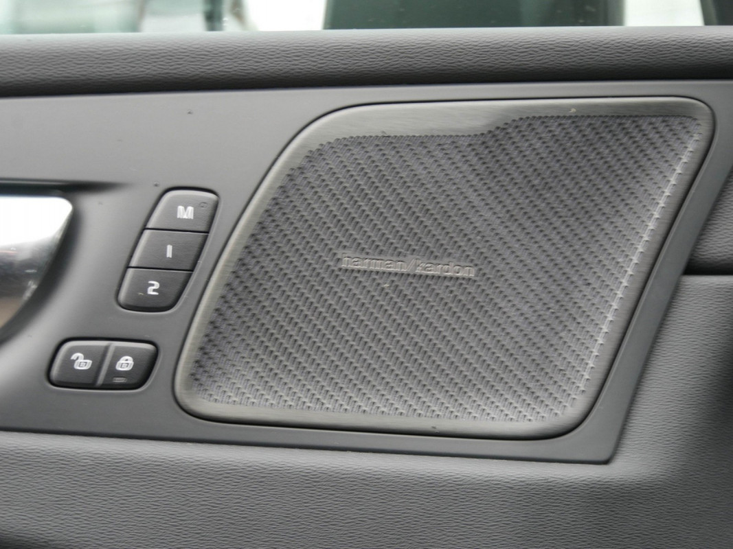 Volvo XC60 - SUV/Off-road - Grau - Gebrauchtwagen - Bild 15