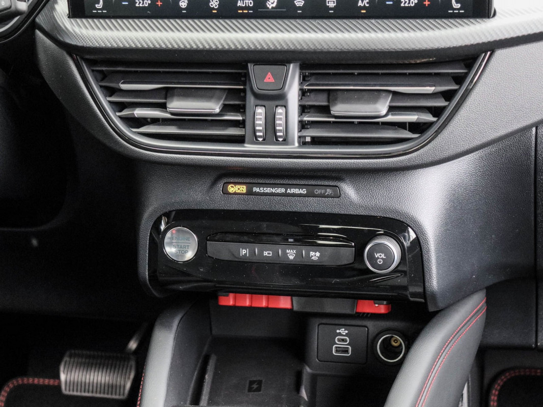 Ford Kuga - SUV/Off-road - Schwarz - Neuwagen - Bild 8