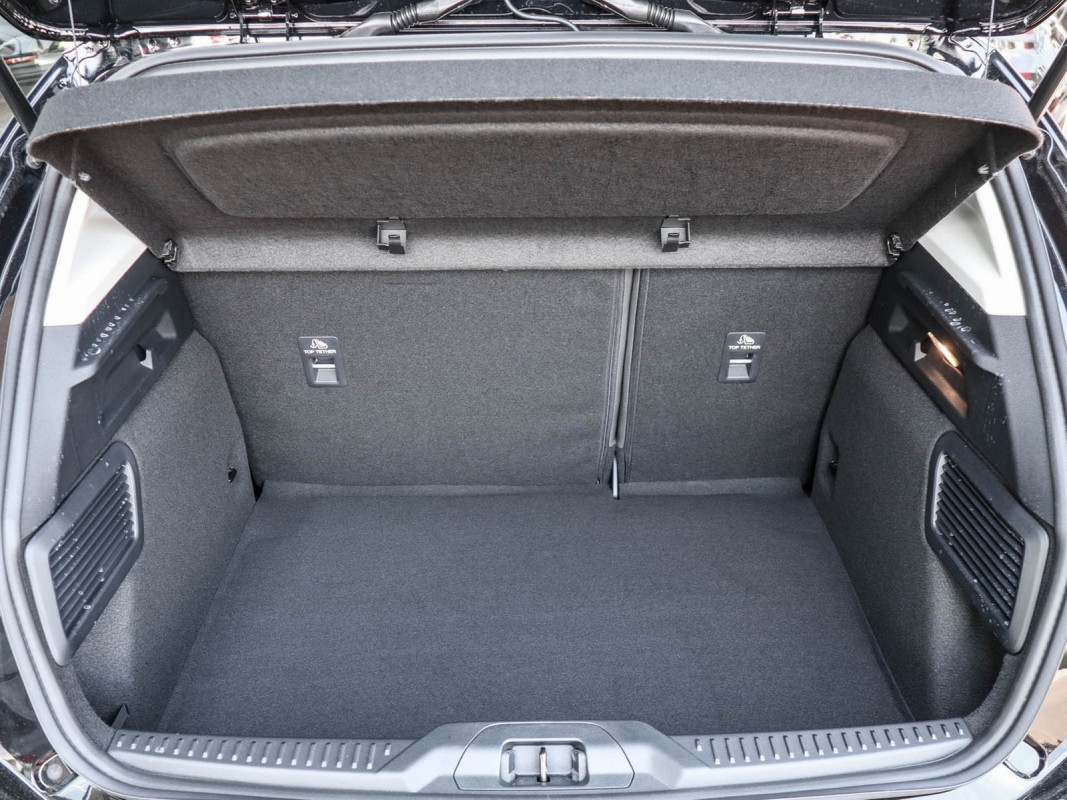 Ford Focus Lim. - Limousine - Schwarz - Tageszulassung - Bild 11