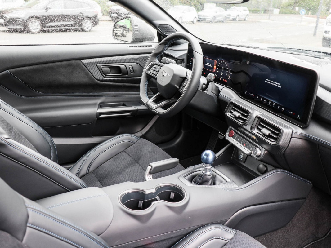 Ford Mustang Fastback Dark Horse - Sportwagen/Coupé - Schwarz - Neuwagen - Bild 3