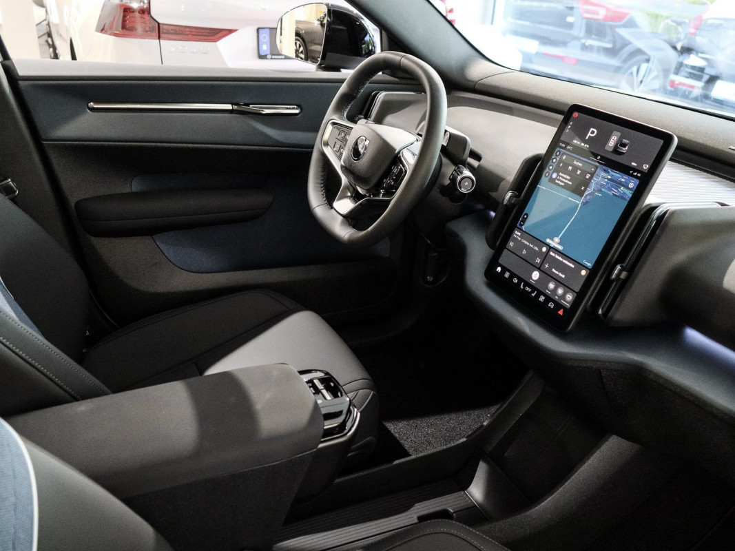 Volvo EX30 Cross Country - SUV/Off-road - Grau - Neuwagen - Bild 3