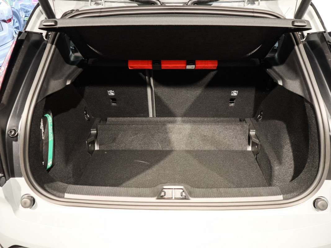 Volvo EX30 Cross Country - SUV/Off-road - Grau - Neuwagen - Bild 9