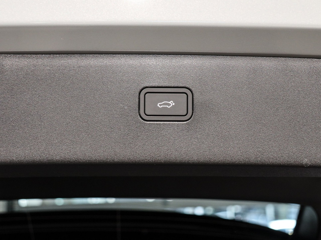 Volvo EX30 Cross Country - SUV/Off-road - Grau - Neuwagen - Bild 15