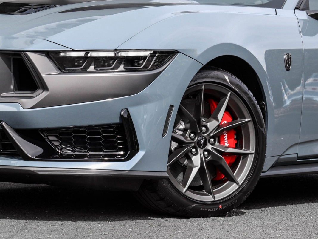 Ford Mustang Fastback Dark Horse Handschalter - Sportwagen/Coupé - Blau - Neuwagen - Bild 5