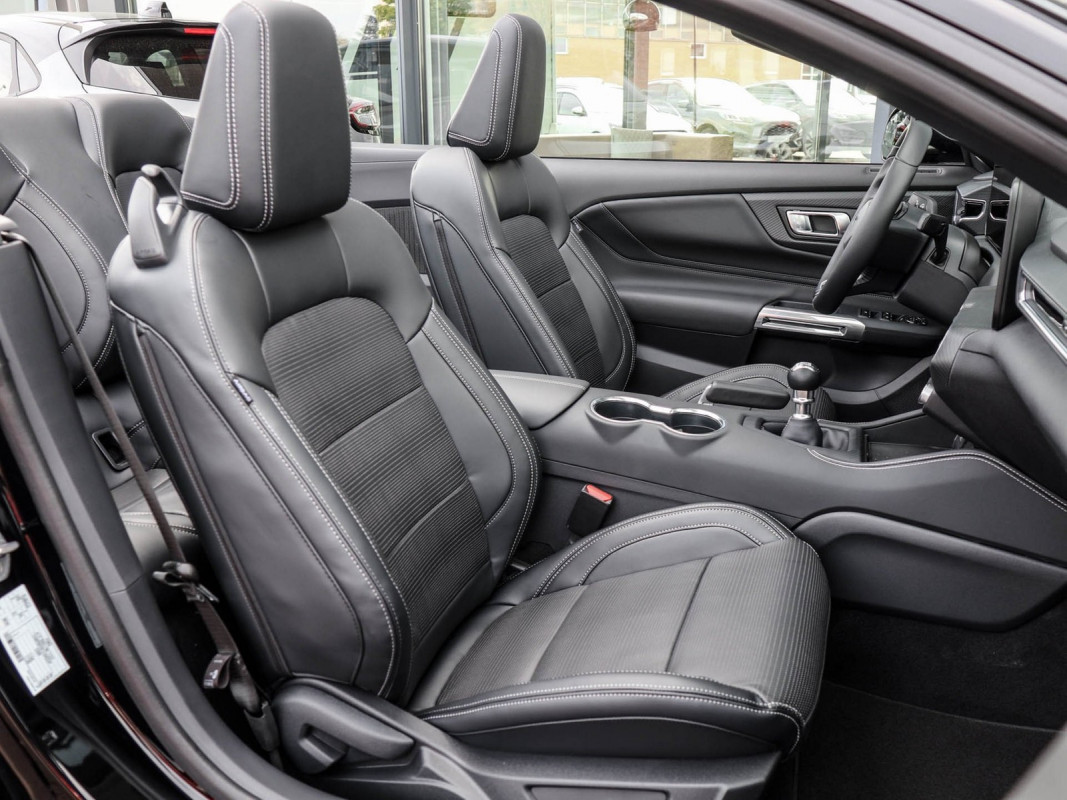 Ford Mustang GT Cabrio Handschalter - Cabrio/Roadster - Schwarz - Neuwagen - Bild 6