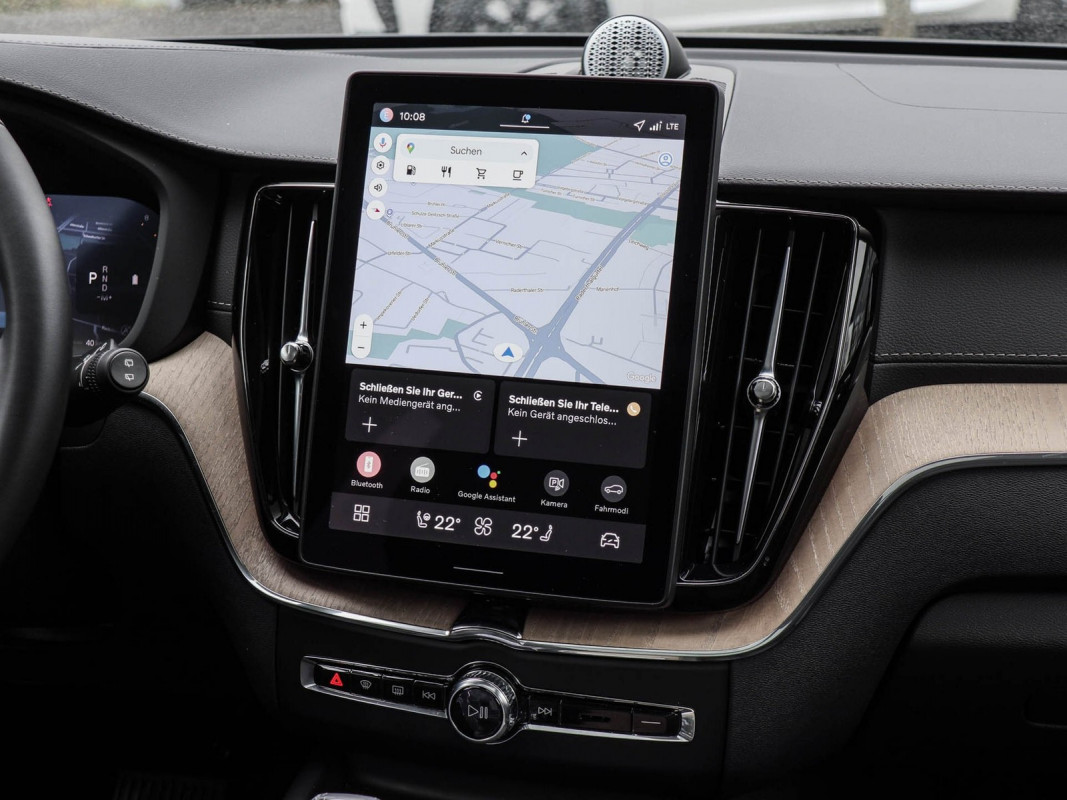 Volvo XC60 B5 AWD - SUV/Off-road - Grün - Gebrauchtwagen - Bild 9