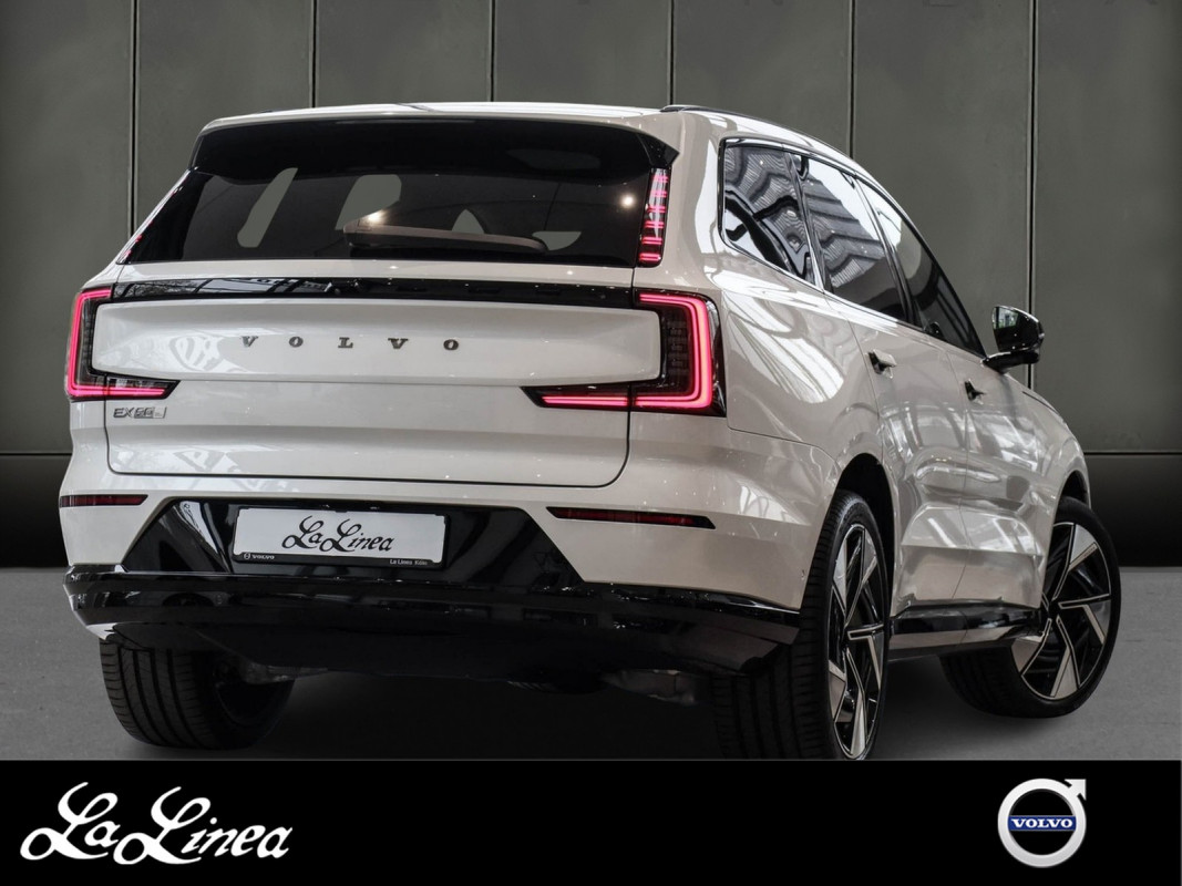 Volvo EX90 Pure AWD - SUV/Off-road - Weiss - Gebrauchtwagen - Bild 2