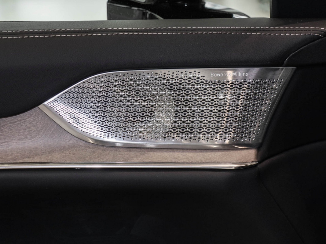 Volvo EX90 Pure AWD - SUV/Off-road - Weiss - Gebrauchtwagen - Bild 14