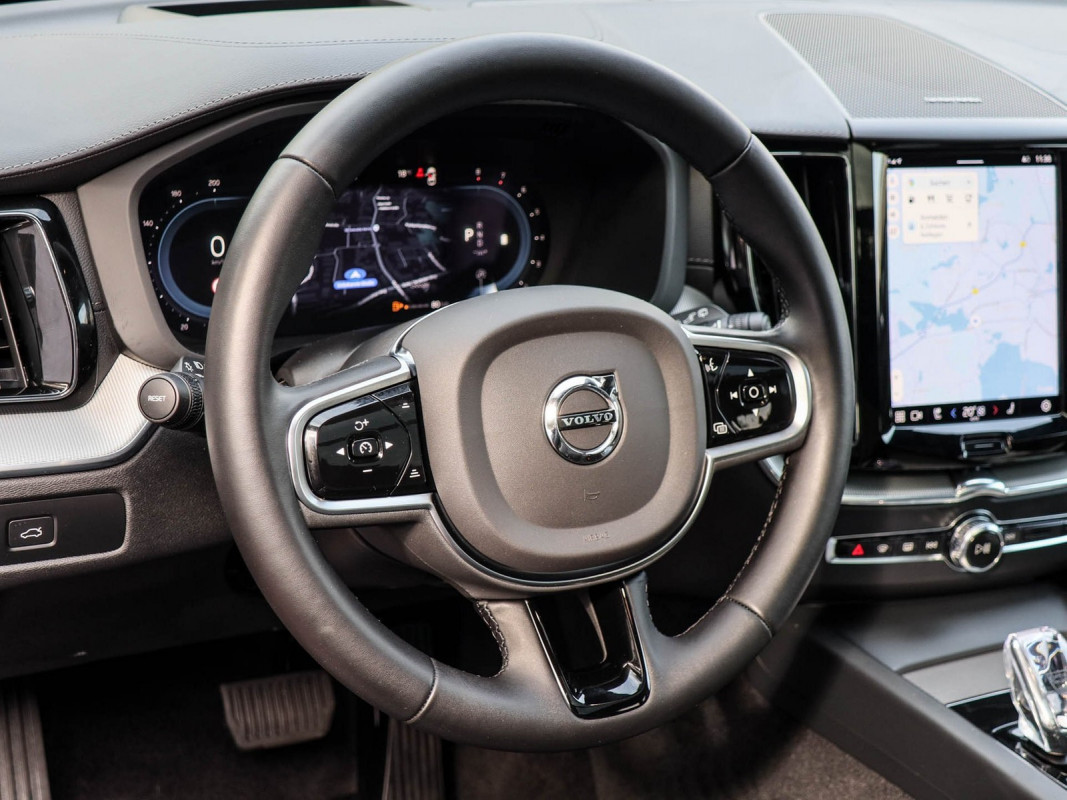 Volvo XC60 B5 - SUV/Off-road - Blau - Gebrauchtwagen - Bild 10