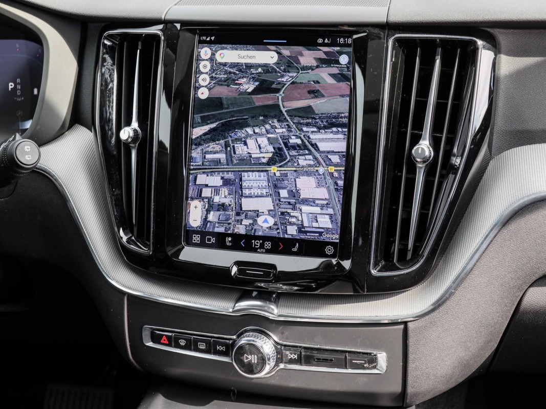 Volvo XC60 B4 (D) - SUV/Off-road - Schwarz - Gebrauchtwagen - Bild 9