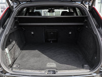 Volvo XC60 B4 (D) - SUV/Off-road - Schwarz - Gebrauchtwagen - Bild 11