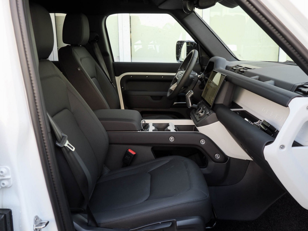 Land Rover Defender - SUV/Off-road - Weiss - Gebrauchtwagen - Bild 3
